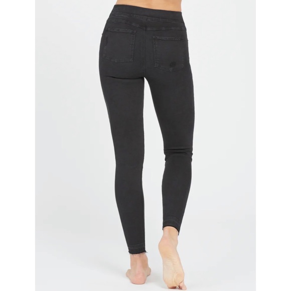 SPANX Vintage Distressed Ankle Skinny Jeans Size XSmall - Picture 2 of 6